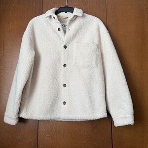 Zara Faux Shearling Ecru Button-Up Jacket S/M. Relaxed Fit Single Pocket NWOT